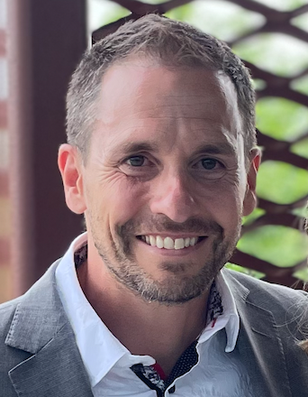 Dr. Robert Woods