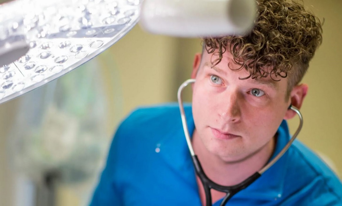 Dr. Blair Bigham